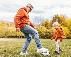 The Hip Replacement Approach That Lets Your Surgeon See Exactly What They're Doing